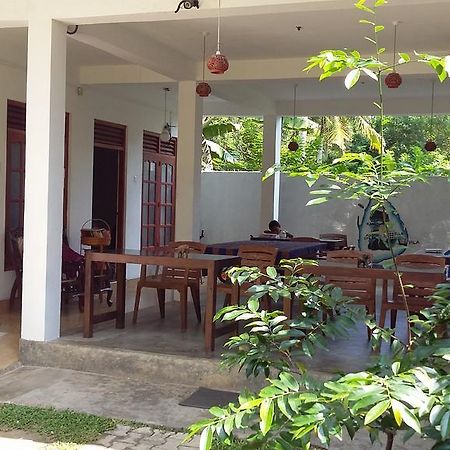 Bed and Breakfast Calidan Mirissa Exterior foto